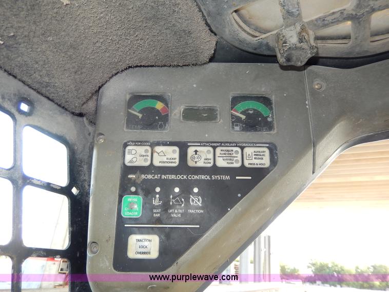 image for item AA9619 1999 Bobcat 873 skid steer