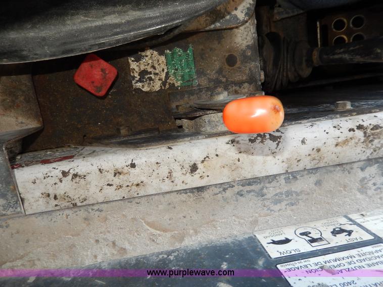 image for item AA9619 1999 Bobcat 873 skid steer