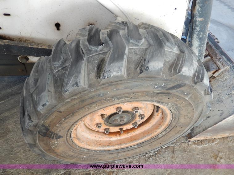 image for item AA9619 1999 Bobcat 873 skid steer