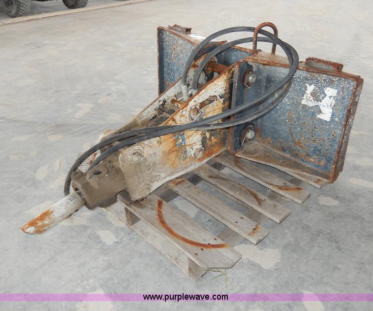 IPC HH500 skid steer jack hammer attachment in Broken Arrow, OK Item