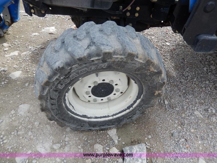 image for item AA9658 New Holland TC33DA tractor