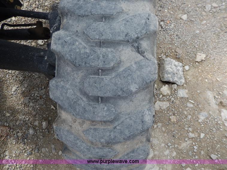 image for item AA9658 New Holland TC33DA tractor