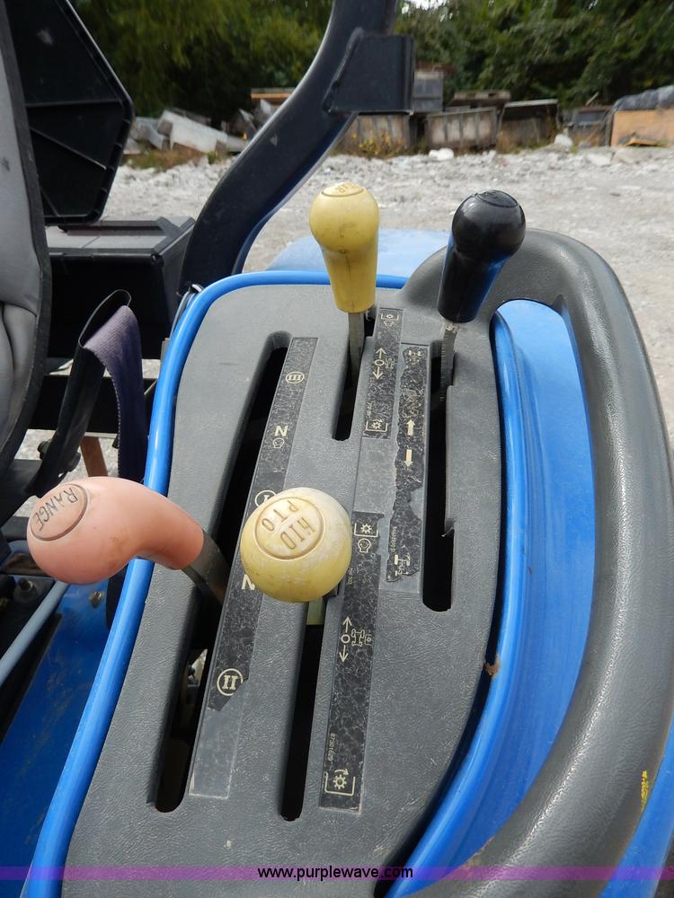 image for item AA9658 New Holland TC33DA tractor