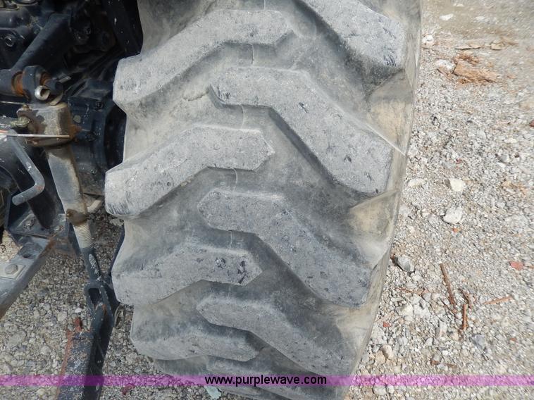 image for item AA9658 New Holland TC33DA tractor