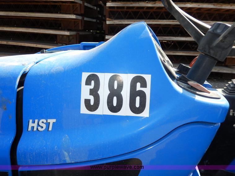 image for item AA9658 New Holland TC33DA tractor