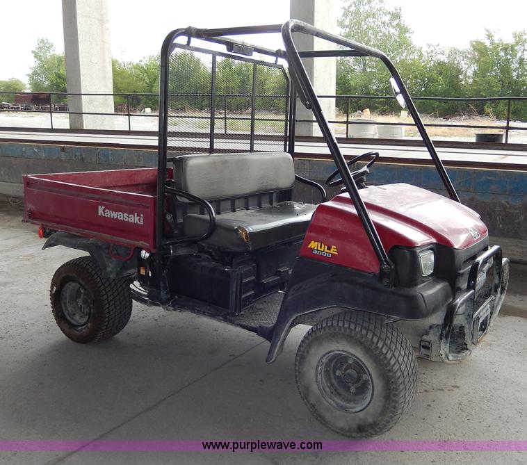 image for item AA9673 2005 Kawasaki Mule 3000 utility vehicle