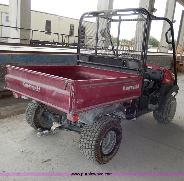 image for item AA9673 2005 Kawasaki Mule 3000 utility vehicle