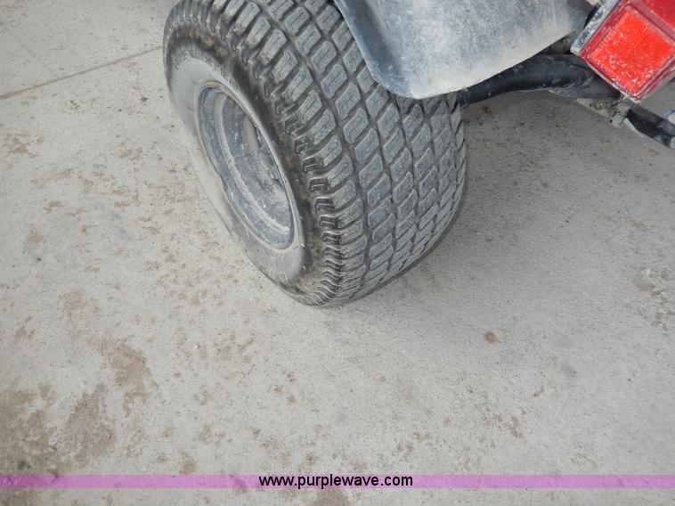 image for item AA9673 2005 Kawasaki Mule 3000 utility vehicle