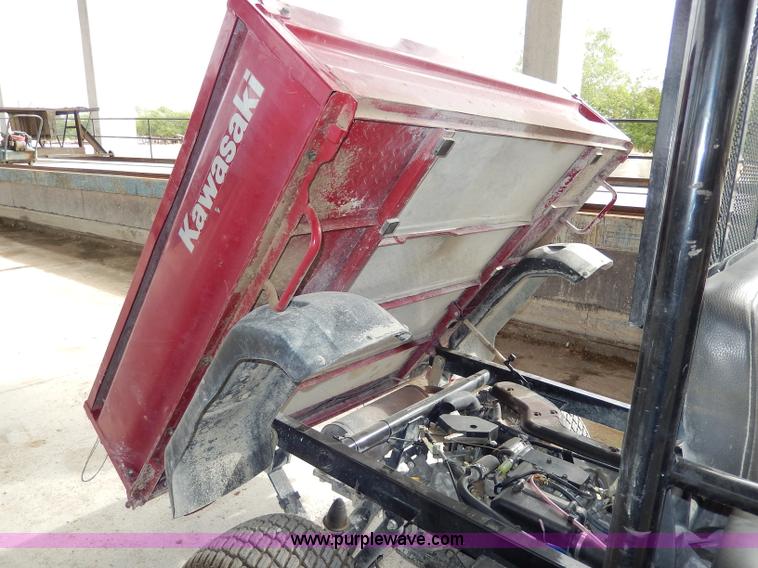 image for item AA9673 2005 Kawasaki Mule 3000 utility vehicle