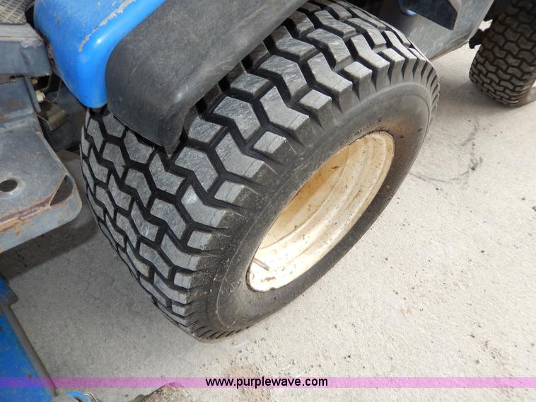 image for item AA9675 New Holland MC35 ZTR lawn mower