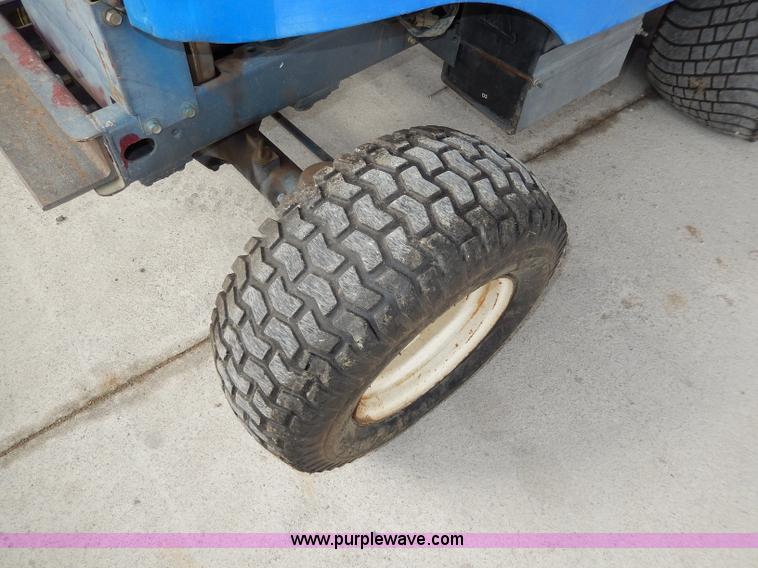 image for item AA9675 New Holland MC35 ZTR lawn mower