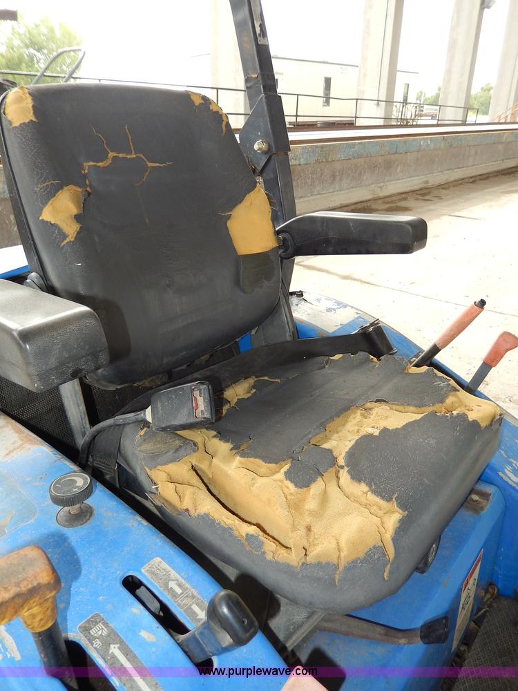 image for item AA9675 New Holland MC35 ZTR lawn mower