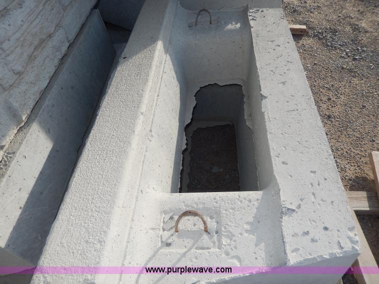 image for item AP9428 (34) decorative concrete ledge stone half tops