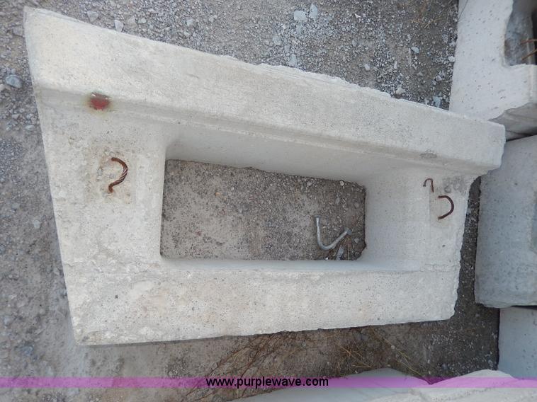 image for item AP9434 (23) decorative concrete ledge stone half bottom blocks