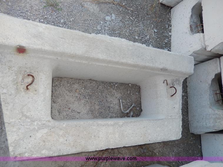 image for item AP9435 (34) decorative concrete ledge stone half bottom blocks