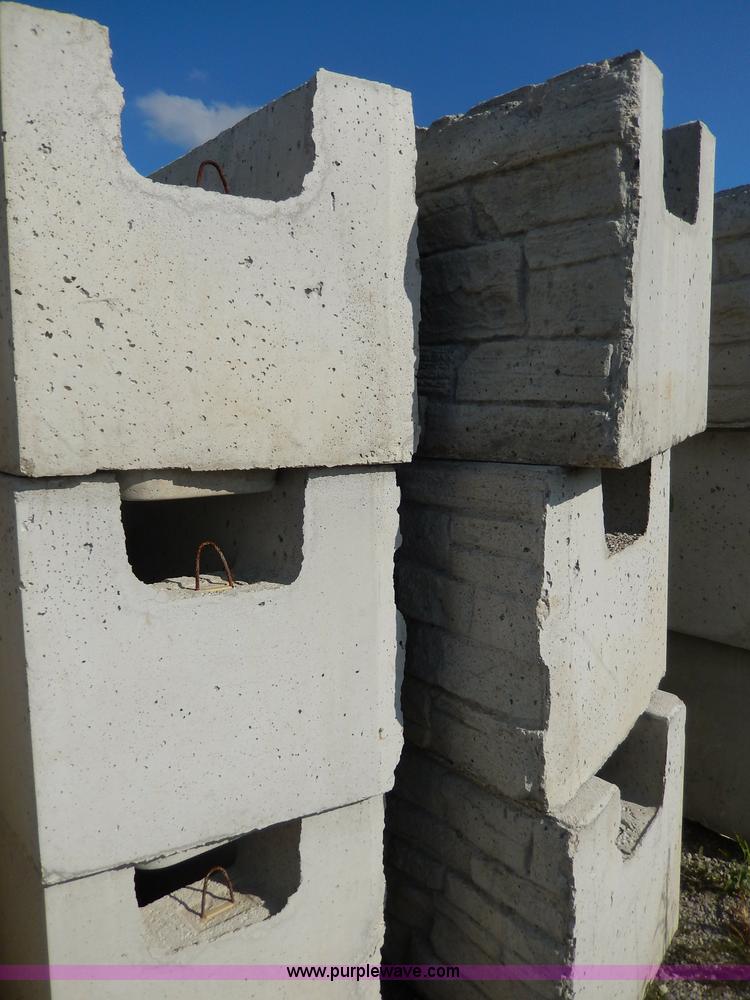 image for item AP9470 (34) decorative concrete ledge stone middle blocks