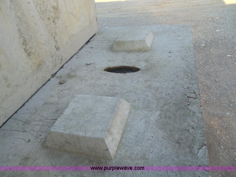 image for item AR9921 (10) concrete ecology blocks