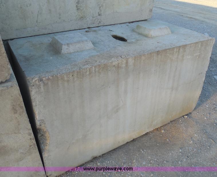 image for item AR9934 (10) concrete ecology blocks