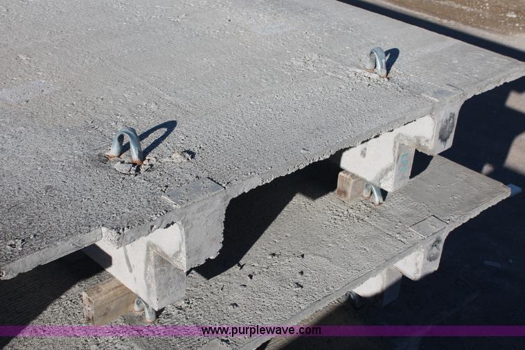 image for item AR9982 (1) Precast structural concrete double tee