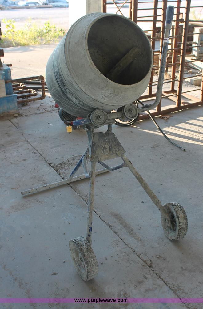 image for item AU9724 Kobalt concrete mixer