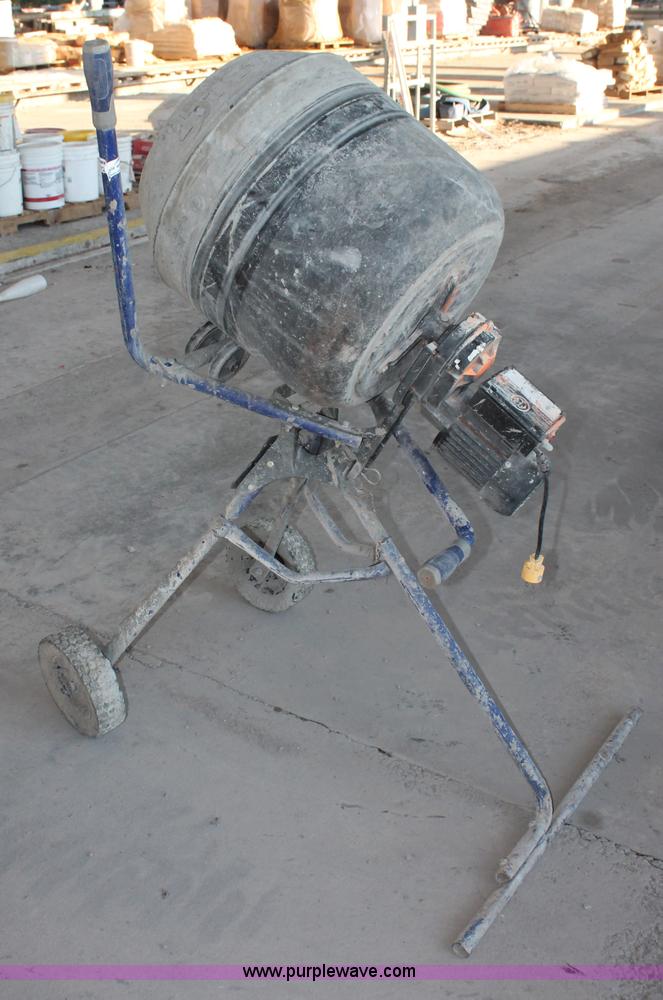 image for item AU9724 Kobalt concrete mixer