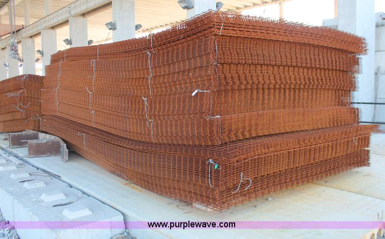 image for item AV9989 (300) Oklahoma 1560-0 steel and wire pre-cast mesh panels