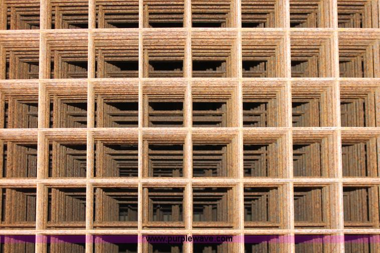 image for item AV9989 (300) Oklahoma 1560-0 steel and wire pre-cast mesh panels