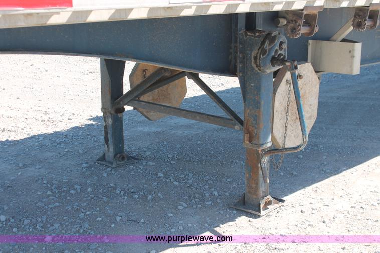 image for item H8437 2000 Utility FS2CHA flatbed spread axle trailer