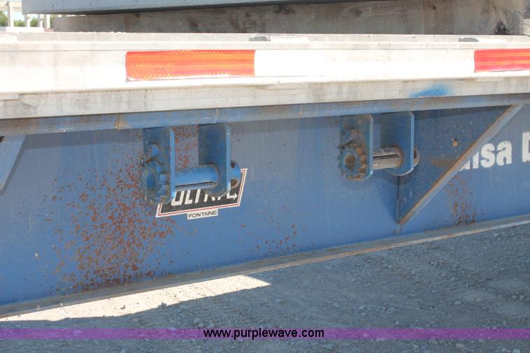 image for item H8439 1997 Fontaine LFTN-6-8048WSAK flatbed spread axle trailer