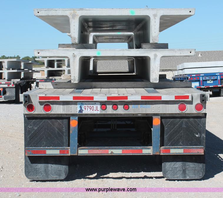 image for item H8441 2003 Utility FS2CHA flatbed spread axle trailer