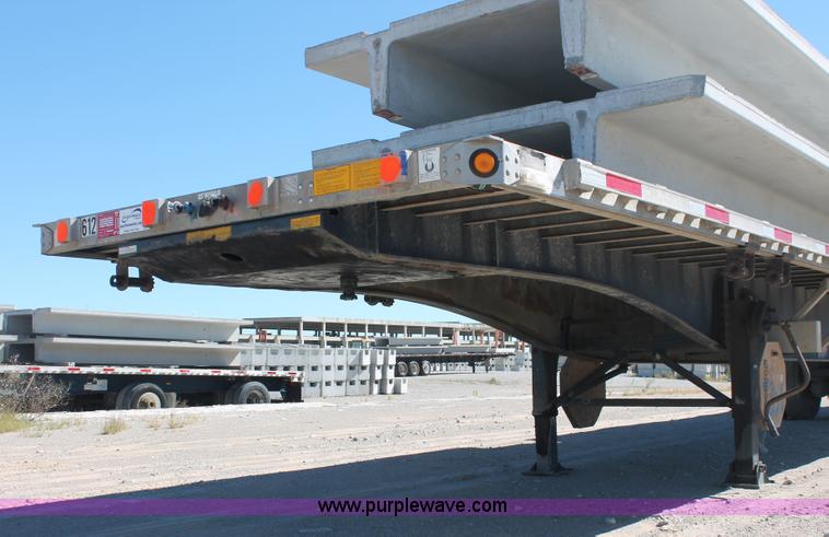 image for item H8441 2003 Utility FS2CHA flatbed spread axle trailer