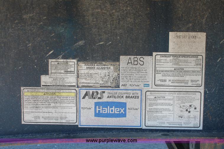 image for item H8441 2003 Utility FS2CHA flatbed spread axle trailer