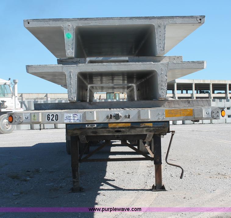 image for item H8443 2002 Utility FS2CHA flatbed spread axle trailer