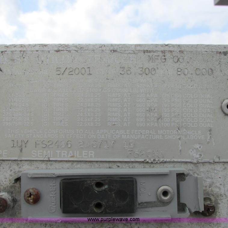 image for item H8443 2002 Utility FS2CHA flatbed spread axle trailer