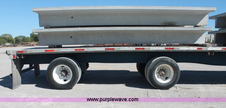image for item H8444 2003 Utility FS2CHA flatbed spread axle trailer