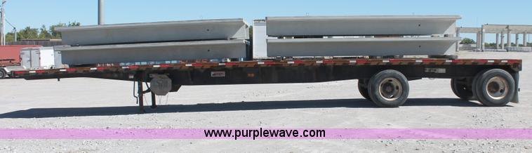 image for item H8447 2001 Fruehauf Fleet Flyer flatbed spread axle float trailer