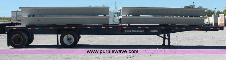 image for item H8448 1996 Fontaine flatbed spread axle float trailer