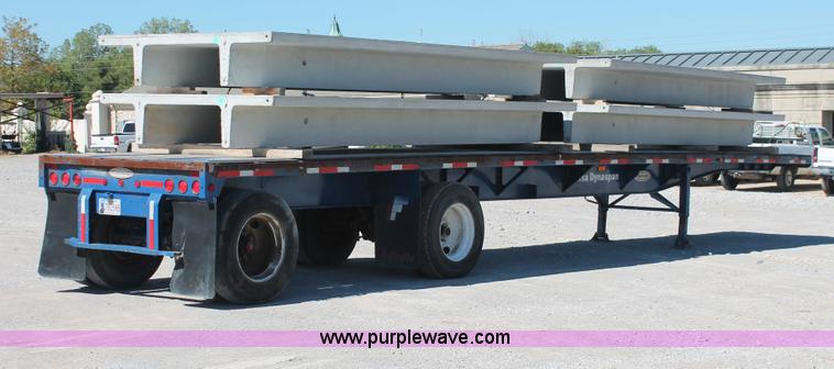 image for item H8448 1996 Fontaine flatbed spread axle float trailer