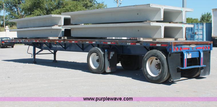 image for item H8448 1996 Fontaine flatbed spread axle float trailer