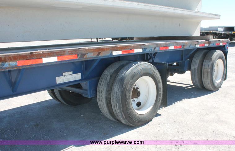 image for item H8448 1996 Fontaine flatbed spread axle float trailer