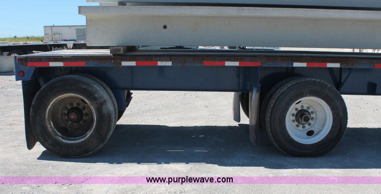 image for item H8448 1996 Fontaine flatbed spread axle float trailer