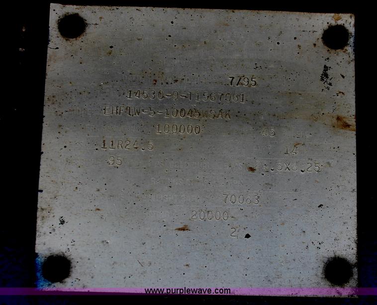 image for item H8448 1996 Fontaine flatbed spread axle float trailer