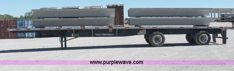 image for item H8449 2000 Utility flatbed spread axle float trailer