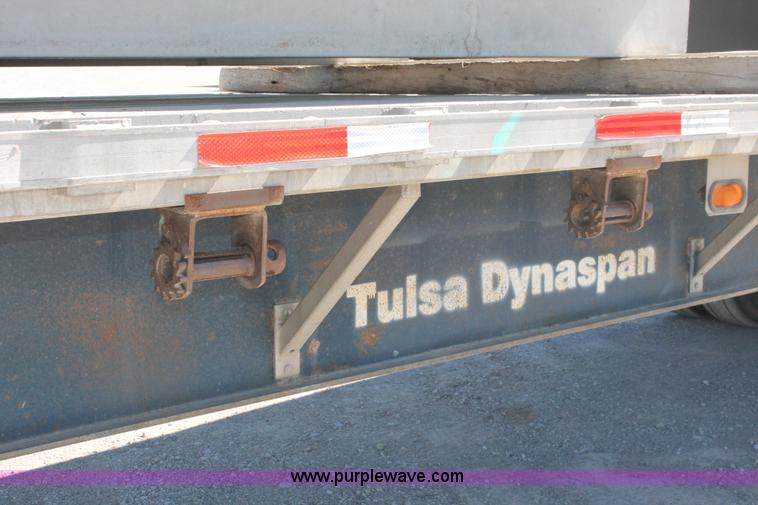 image for item H8449 2000 Utility flatbed spread axle float trailer