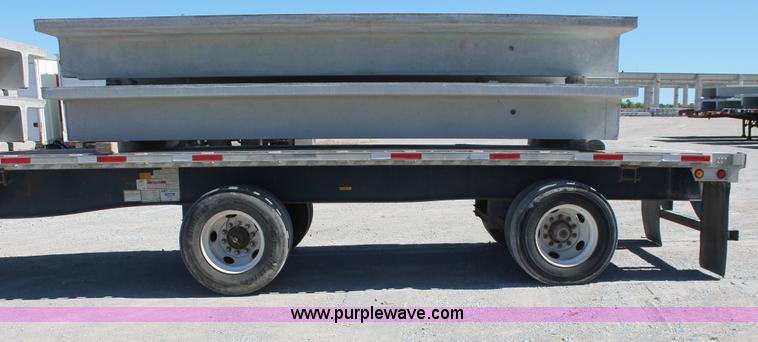 image for item H8449 2000 Utility flatbed spread axle float trailer