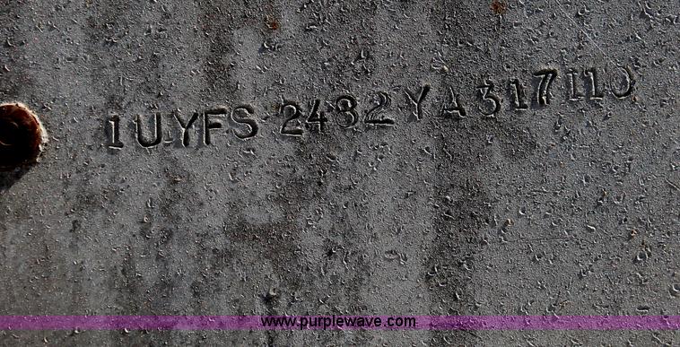 image for item H8449 2000 Utility flatbed spread axle float trailer