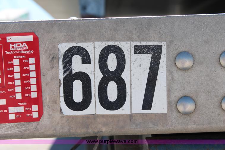 image for item H8449 2000 Utility flatbed spread axle float trailer