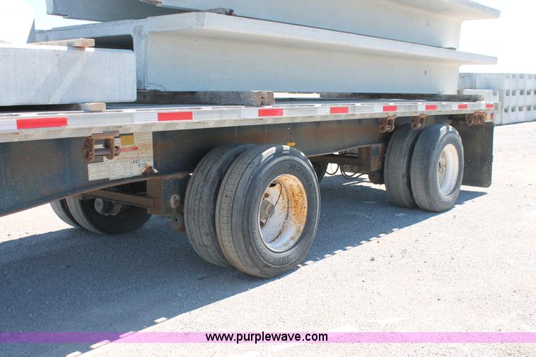 image for item H8450 2000 Utility flatbed spread axle float trailer