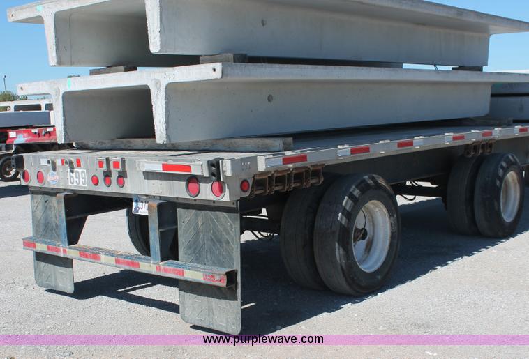 image for item H8450 2000 Utility flatbed spread axle float trailer