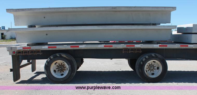 image for item H8450 2000 Utility flatbed spread axle float trailer